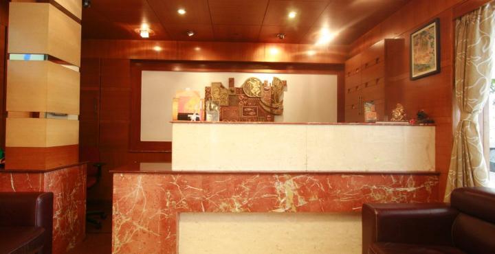 Malles Manotaa Chennai Exterior photo